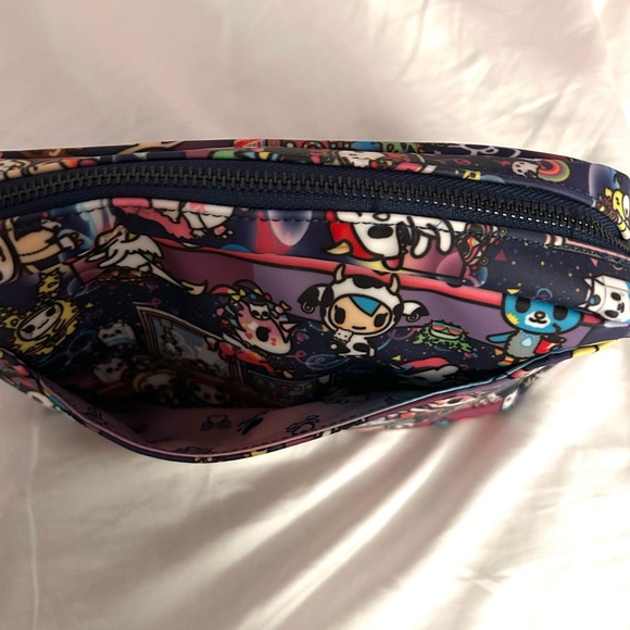 Tokidoki for Hello Kitty by Jujube Roller Disco Dreaming Crossbody Bag - Picture 6 of 16